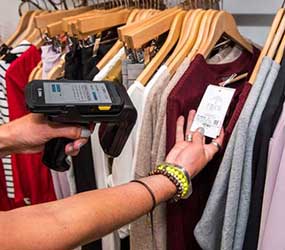 RFID hang tag for apparel 